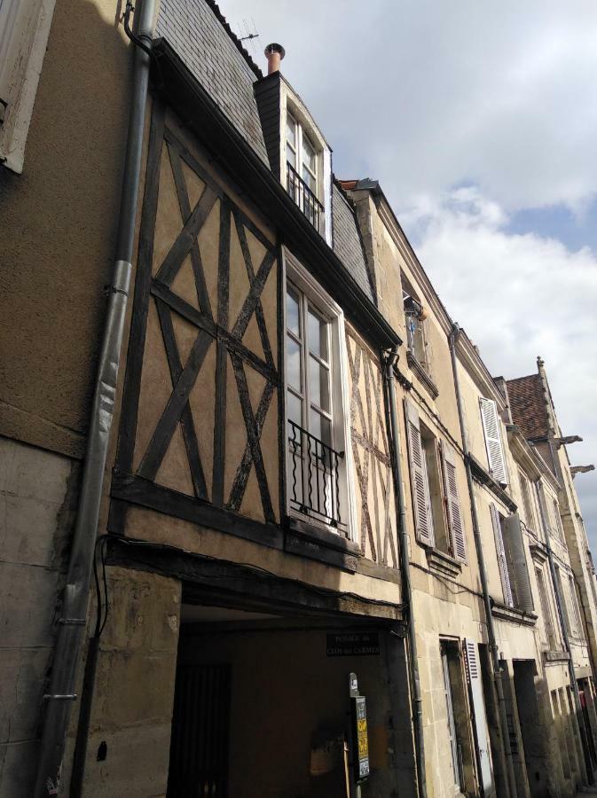 Appartement Du Clos Des Carmes Poitiers Exterior photo